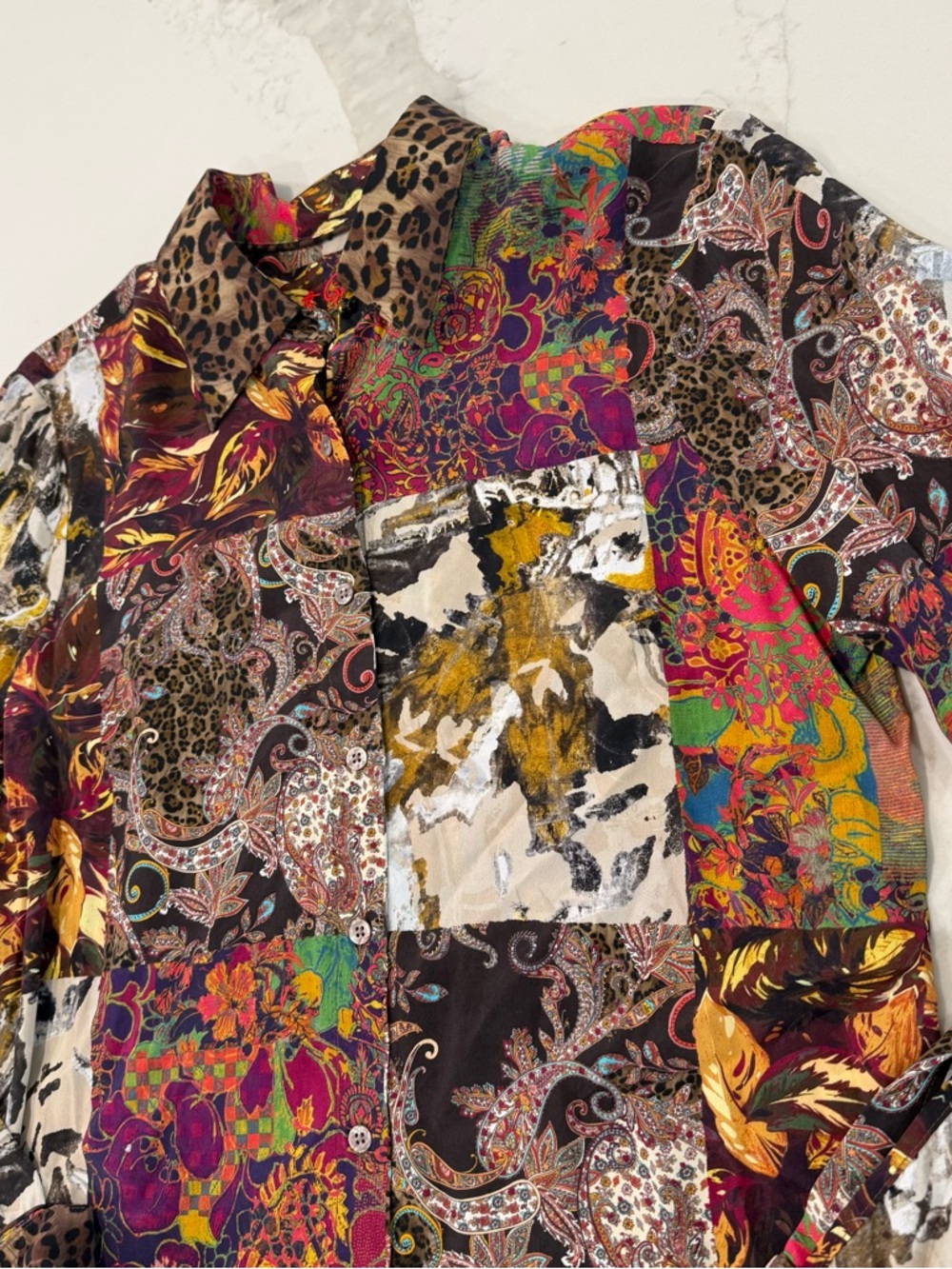 Robert Graham GabrielaPrint SilkBlend Shirt Womens Small Animal Print/Patchwork - Picture 10 of 16